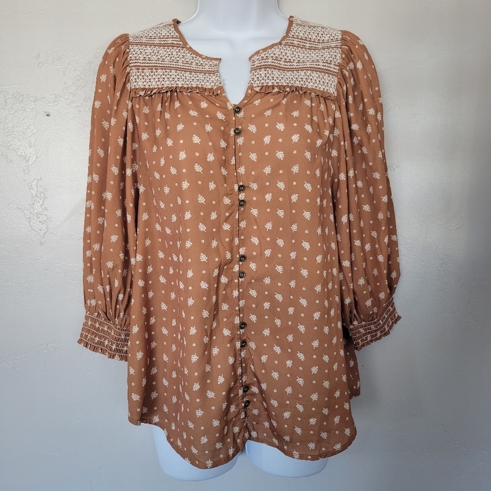 Polagram Women's Small Rust Tan Quarter Sleeve Blouse Button Front Leaf Boho Top